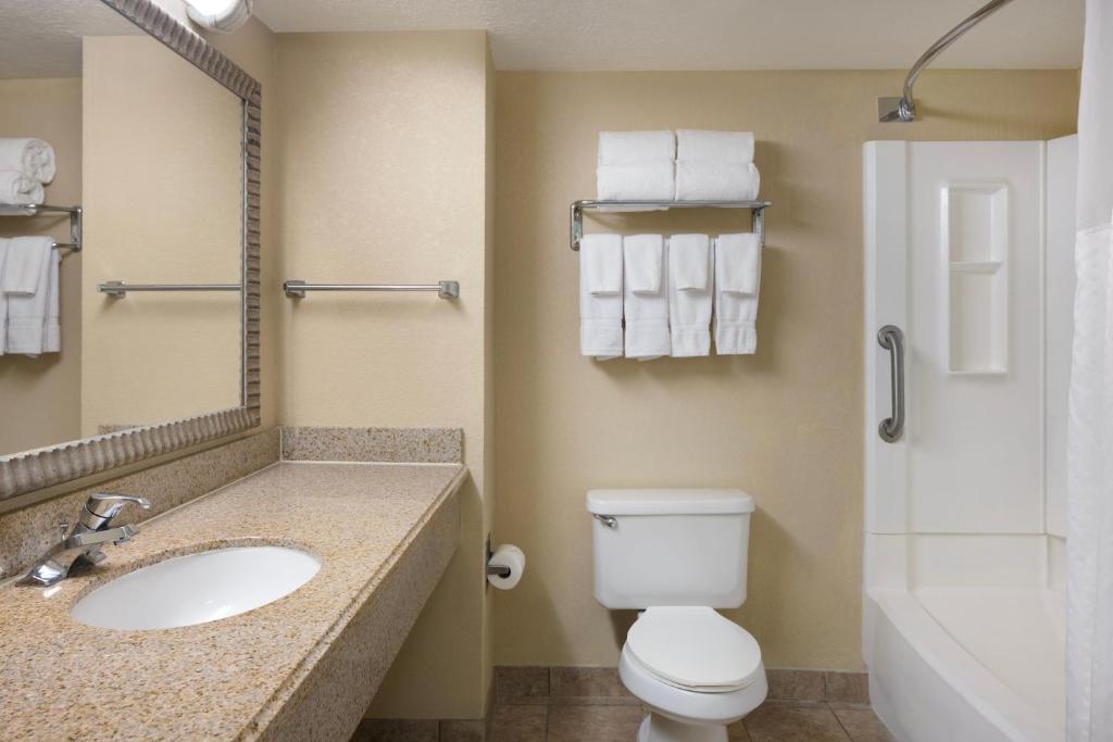 Holiday Inn & Suites Orlando SW - Celebration Area by IHG photo
