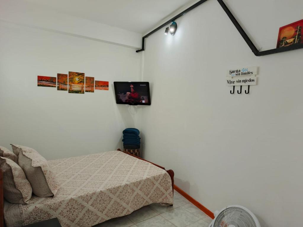 Giường trong phòng chung tại OKIN 1 Mae Del Tuyu