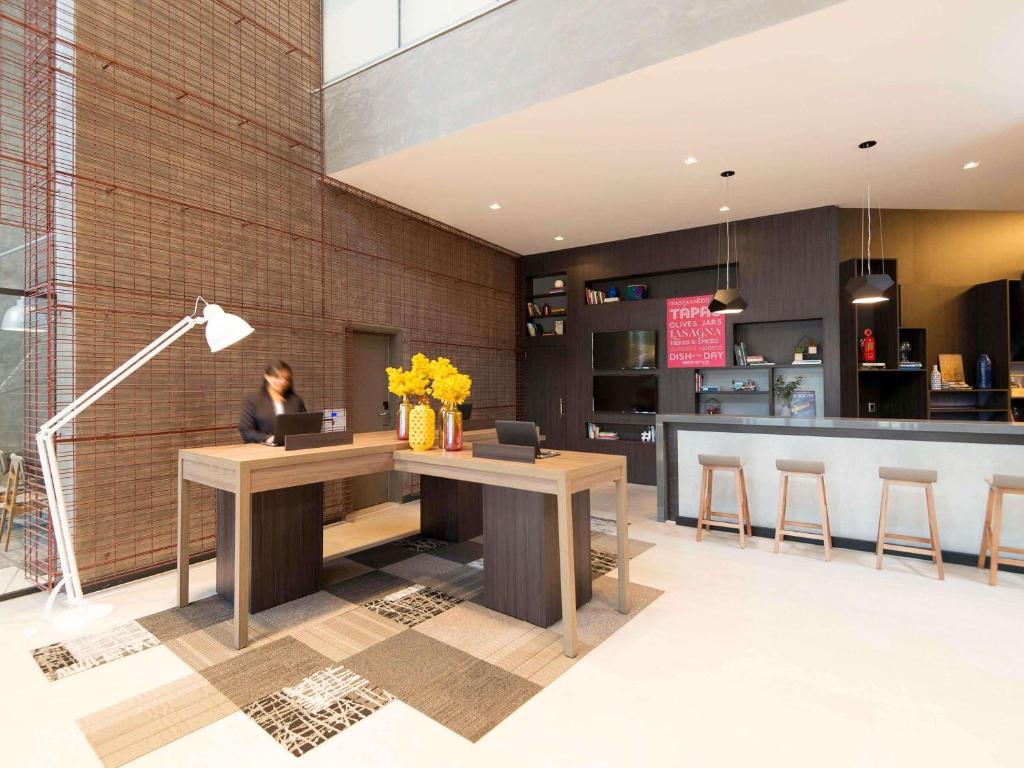 Una cocina o kitchenette en Novotel São Paulo Berrini