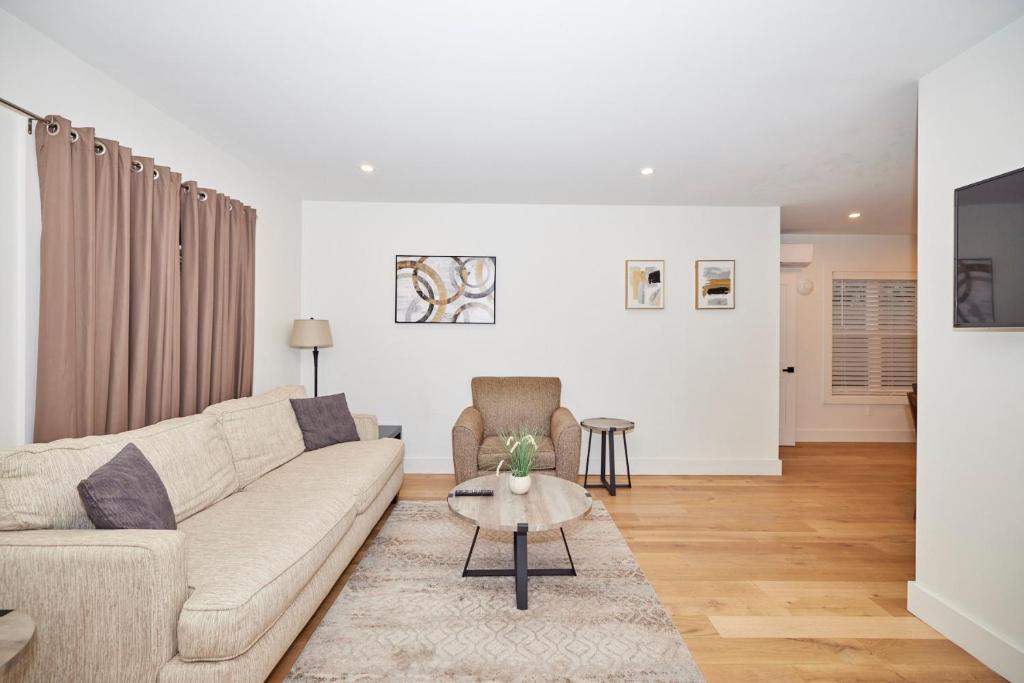 Χώρος καθιστικού στο Riverside Walk