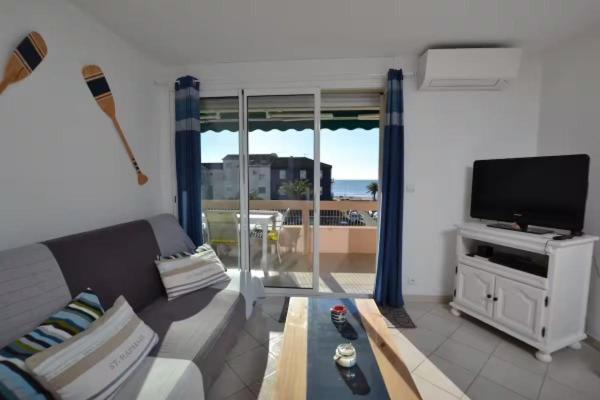 MAGNIFIQUE T3 à deux pas de la plage avec terrasse vue mer