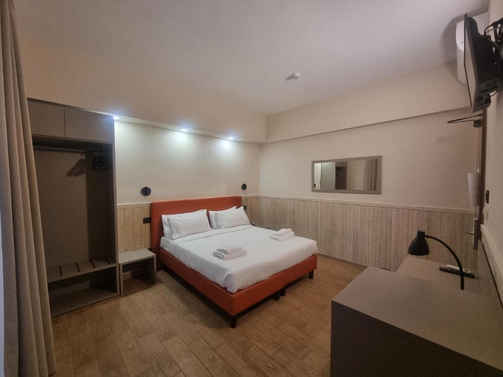 Hotel Pyramid - 