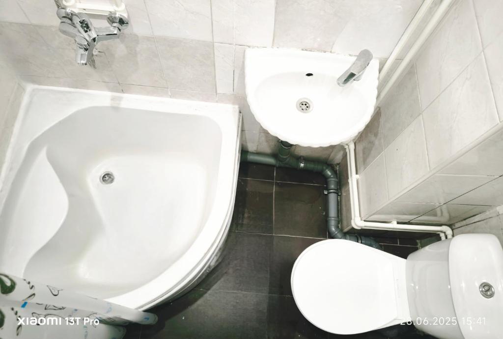 Vannituba majutusasutuses Lîngă parcul Ștefan cel mare și sfânt