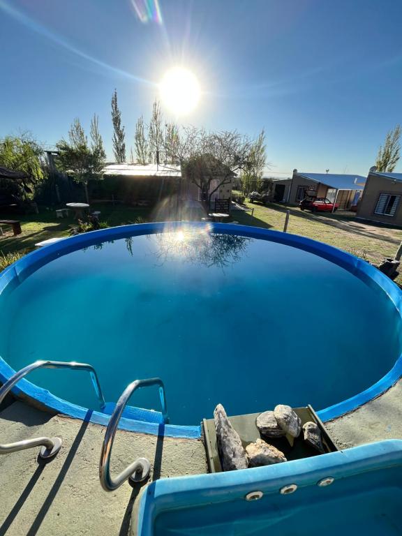 Bazén v ubytování Cabañas La Chakana nebo v jeho okolí