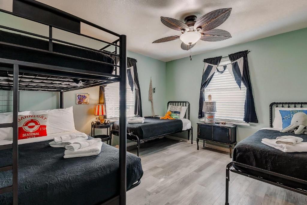 Ένα ή περισσότερα κρεβάτια σε δωμάτιο στο Blue Heaven