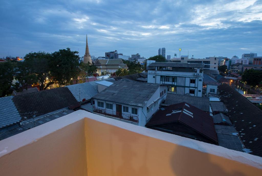 Nespecifikovaný výhled na destinaci Bangkok nebo výhled na město při pohledu z aparthotelu