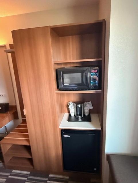 Microtel Inn & Suites by Wyndham Altoona photo