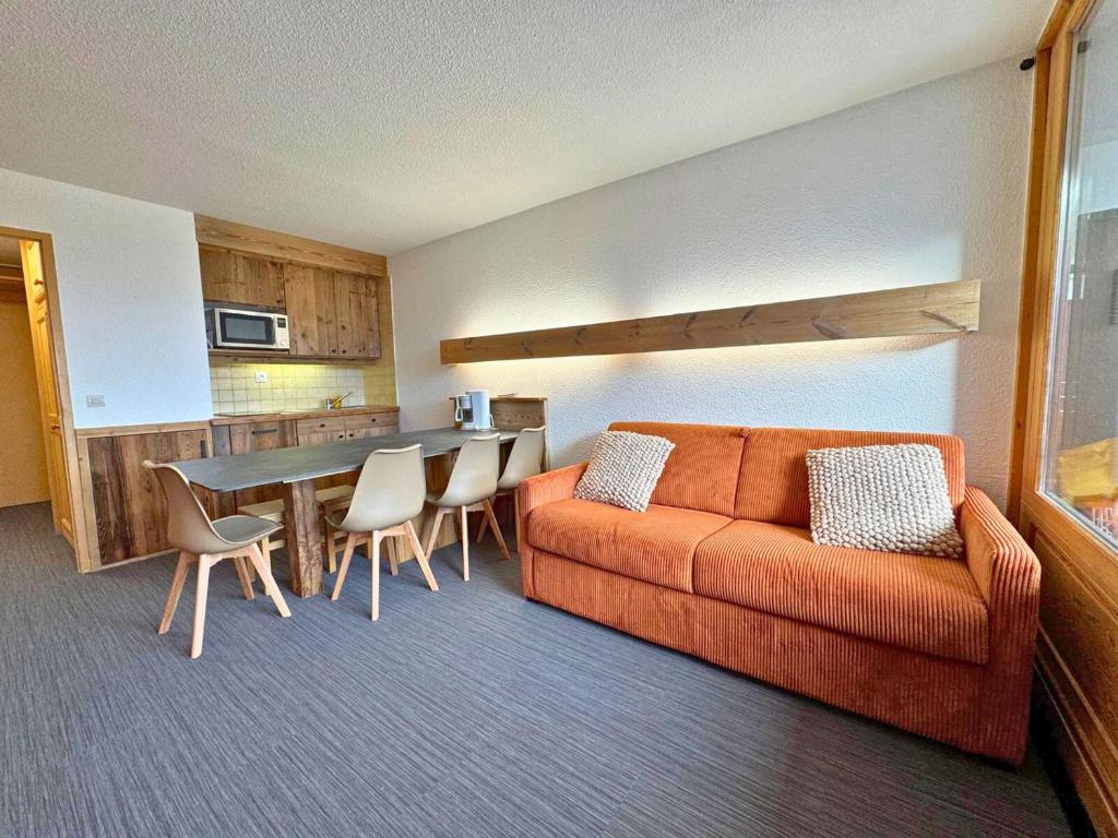 Studio ensoleillé pour 5 Pers. à la Croisette, Menuires - Balcon, Pied des pistes - FR-1-452-359
