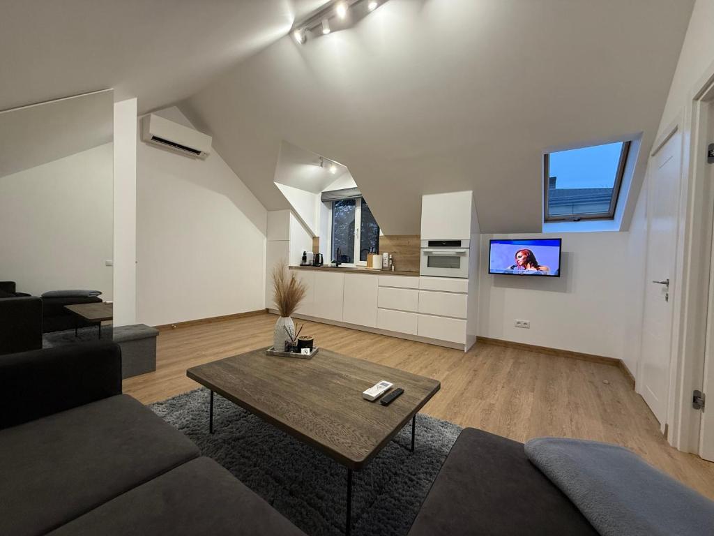 Kuchyň nebo kuchyňský kout v ubytování Centro apartamentai