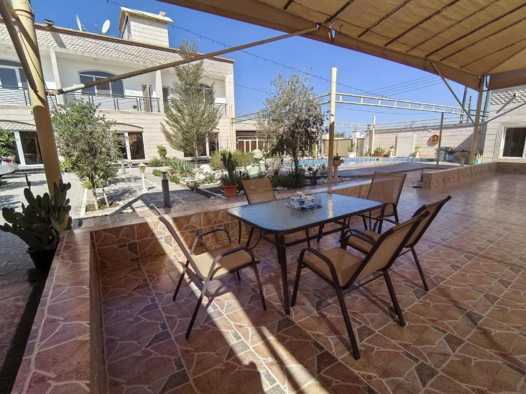 Патио или другая зона на открытом воздухе в Andalusia Farm Resort Whole Farm