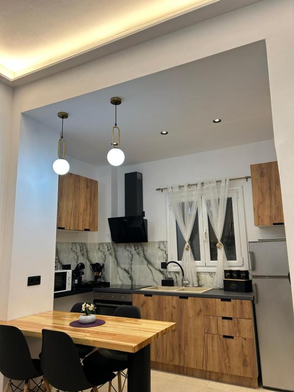 Η κουζίνα ή μικρή κουζίνα στο Vista Mare Maisonette