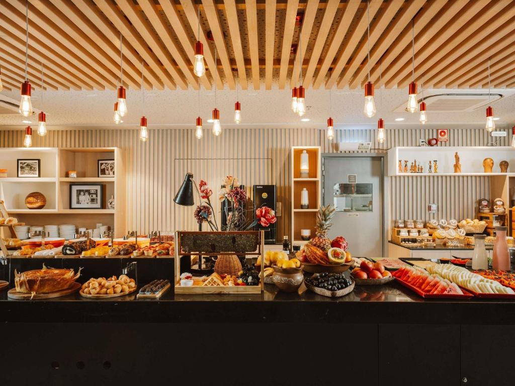 Φαγητό σε αυτό το ξενοδοχείο ή κάπου εκεί κοντά