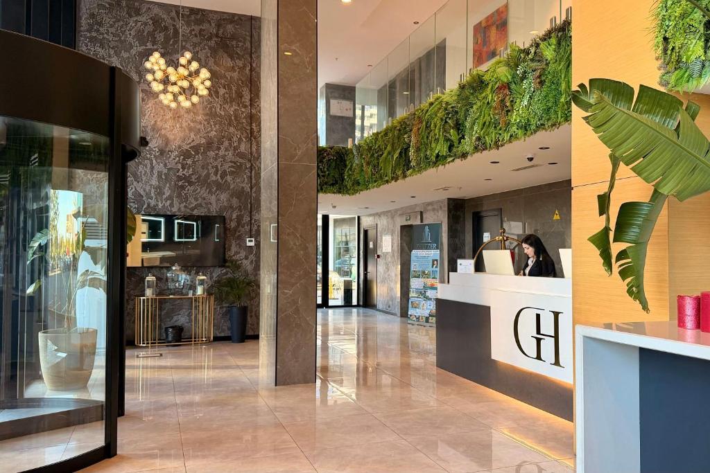 تصویر اتاق‌های The Grandeur Hotel - تصویر ۲