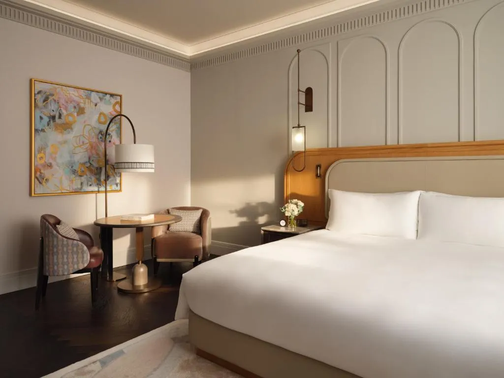 Superior King Room