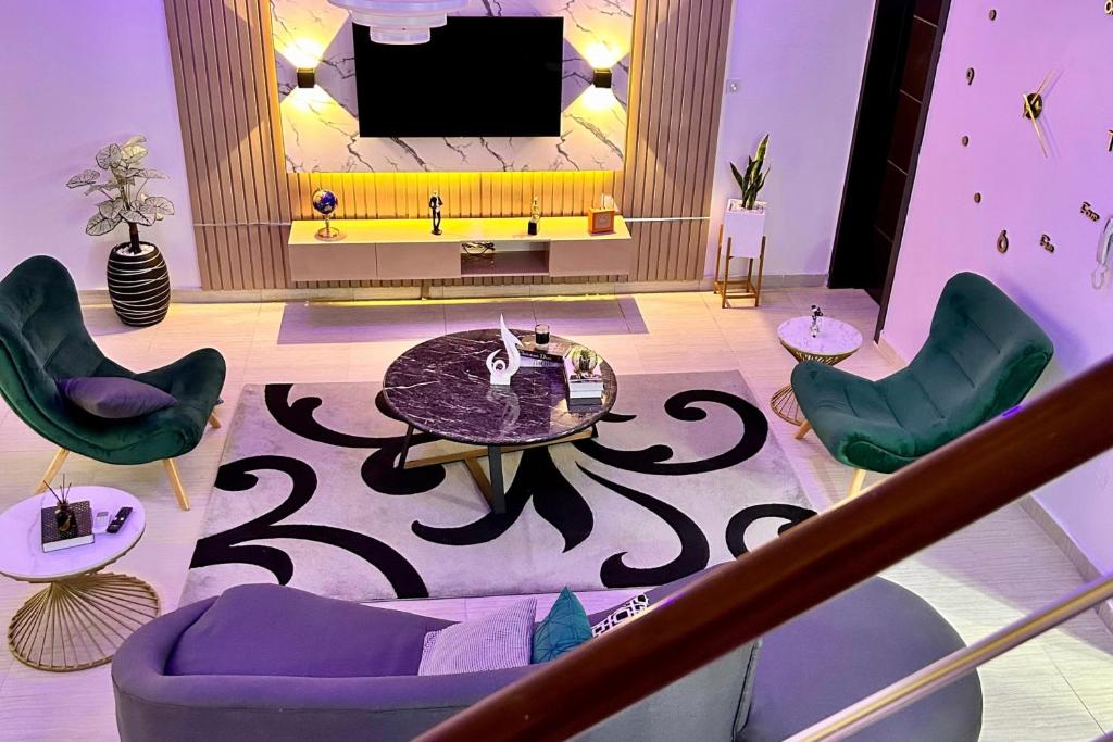 Posezení v ubytování Shortlet Apartment Ajah Lekki, Lagos