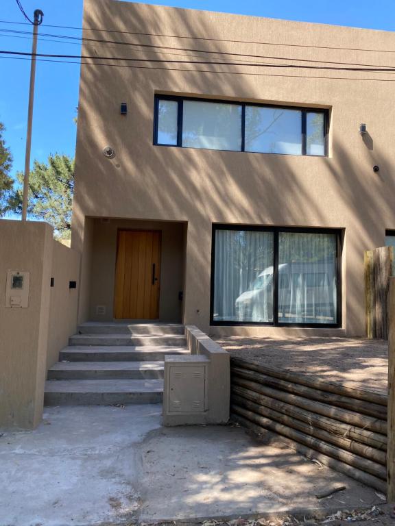 Tòa nhà nơi nhà nghỉ dưỡng tọa lạc