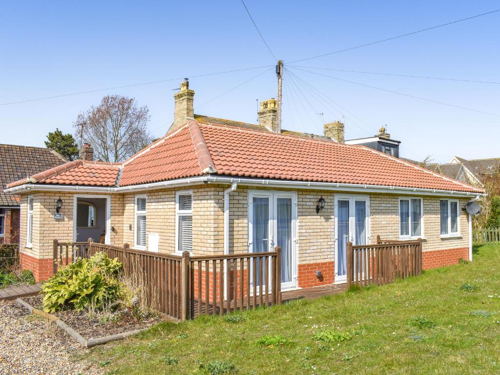 Το κτήριο όπου στεγάζεται  η παραθεριστική κατοικία