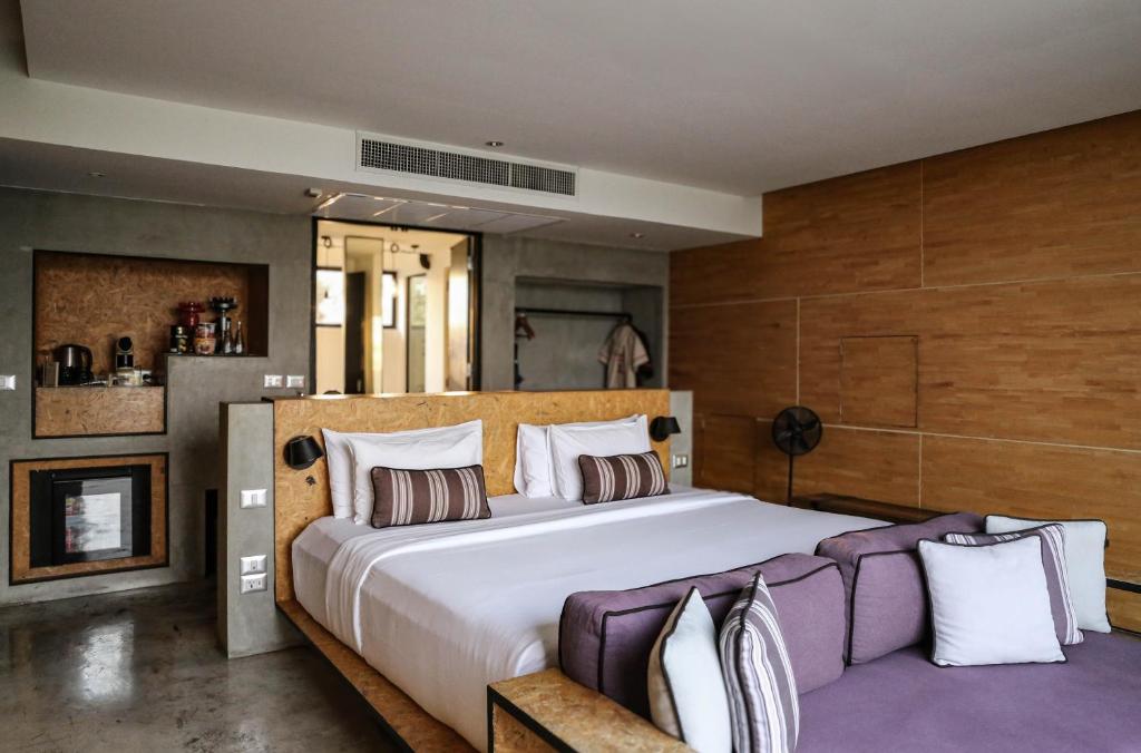 The Xcape River Kwai - 11