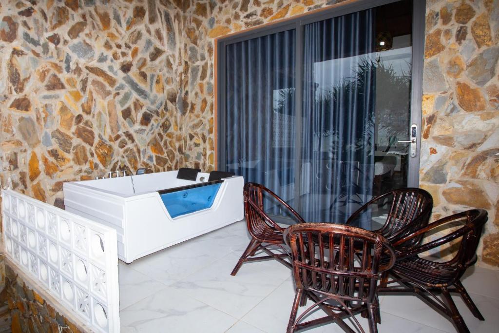 Suite Có Giường Cỡ King Và Bồn Tắm Spa