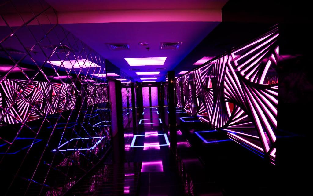 لابی و فضای عمومی Rolla Suites Hotel -Former J5 Bur Dubai Hotel - تصویر ۵