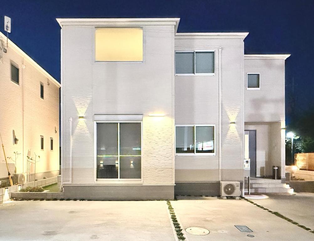 Το κτήριο όπου στεγάζεται  η παραθεριστική κατοικία