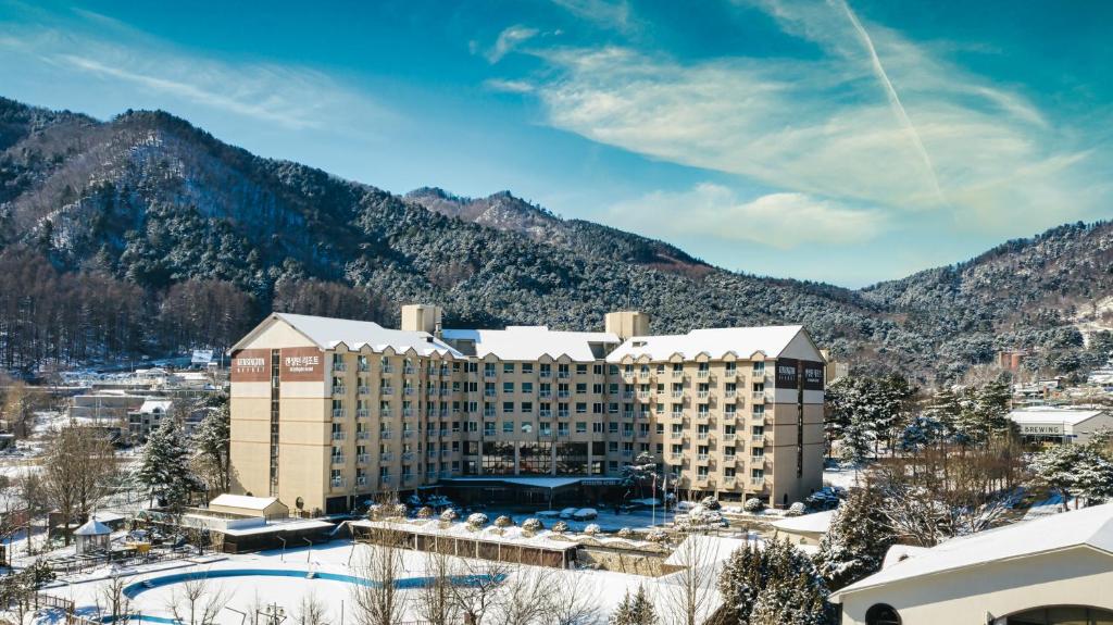 Γενική θέα στο βουνό ή θέα στο βουνό από  αυτό το θέρετρο