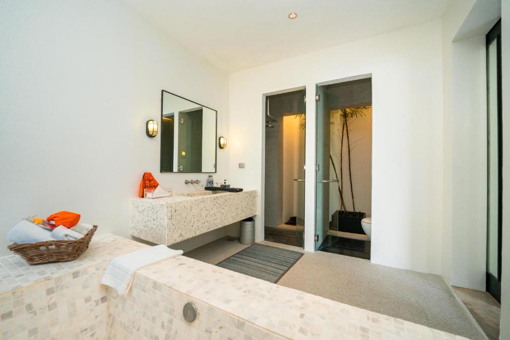 The Xcape River Kwai - 6