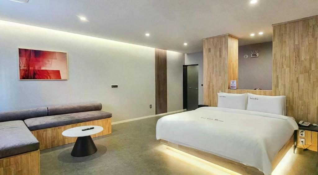 Φωτογραφία από το άλμπουμ του 더시티호텔 청주 σε Sayang-ni