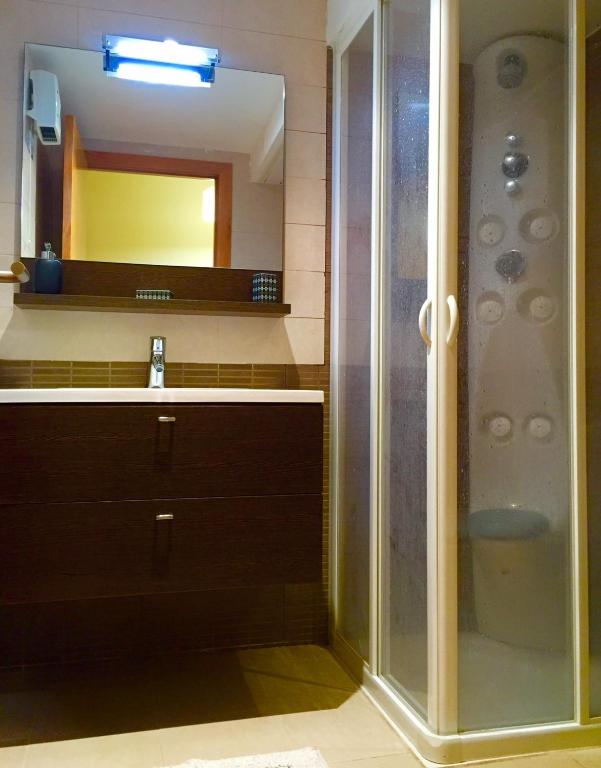 Koupelna v ubytování Apartament Escaladei