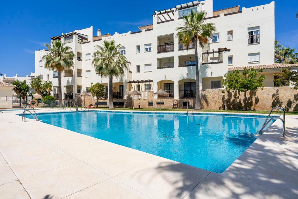 Seaview & Golf, 2 bedroom Apartment Benalmadena by Casa del Sol HR