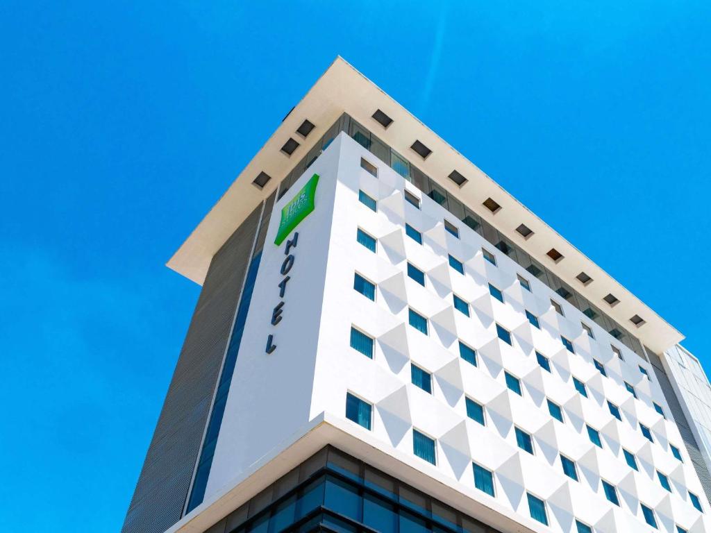 Ibis Styles Merida Galerias