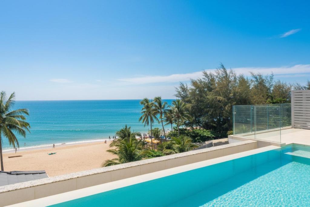Picture of ANGSANA Coastal Bliss Penthouse 3bds Apartment with pool, Laguna Phuket ...