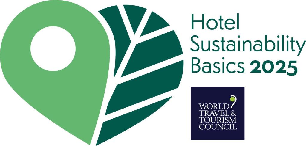 um logotipo para os princípios básicos de sustentabilidade do hotel em Royal Tulip Achrafieh em Beirute