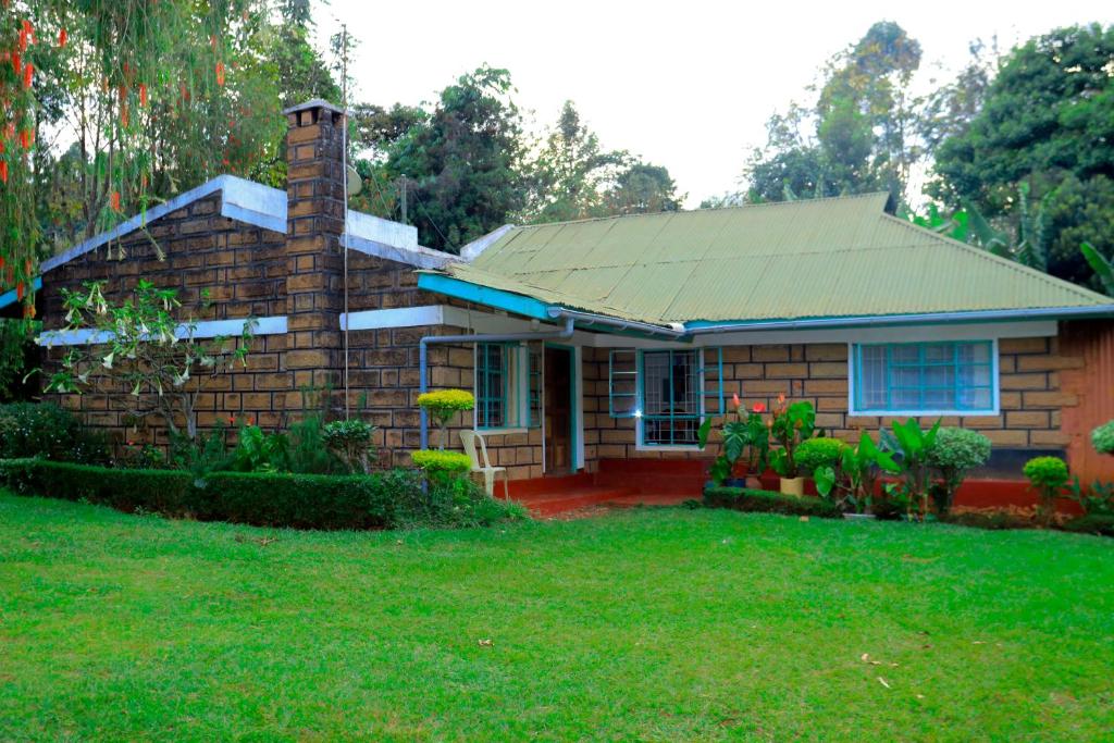 Κήπος έξω από το Nancy's Farm House