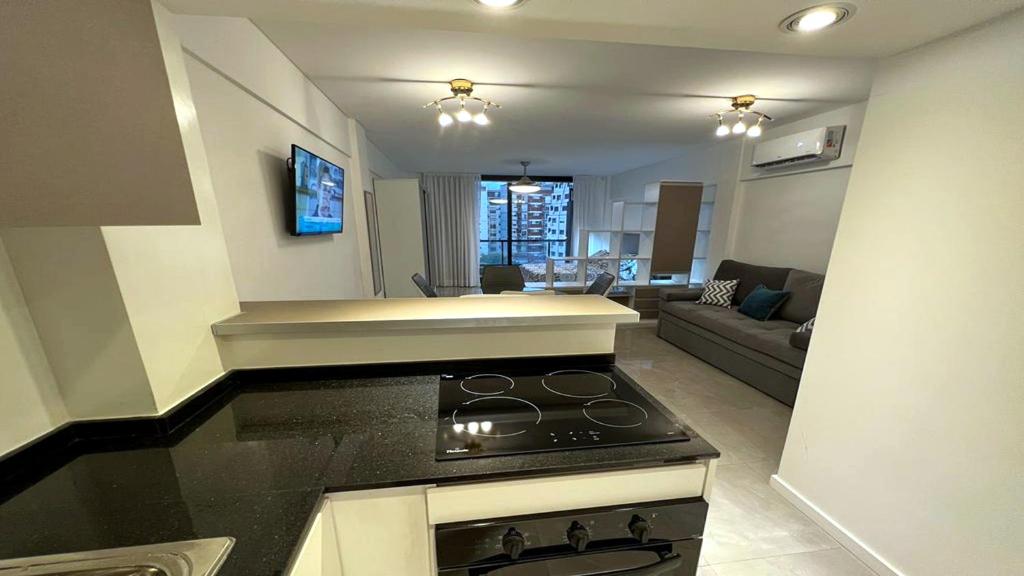 Μια τηλεόραση ή/και κέντρο ψυχαγωγίας στο Dzain 1 - PISCINA -Gym- Cochera - Parrilla- Playromm- cercania Garrahan, favaloro, Britanico