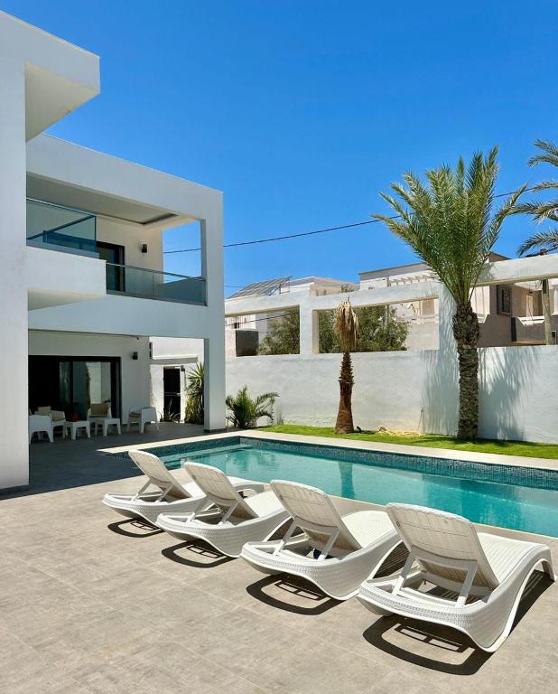 Bazén v ubytování Villa BALI - Djerba nebo v jeho okolí