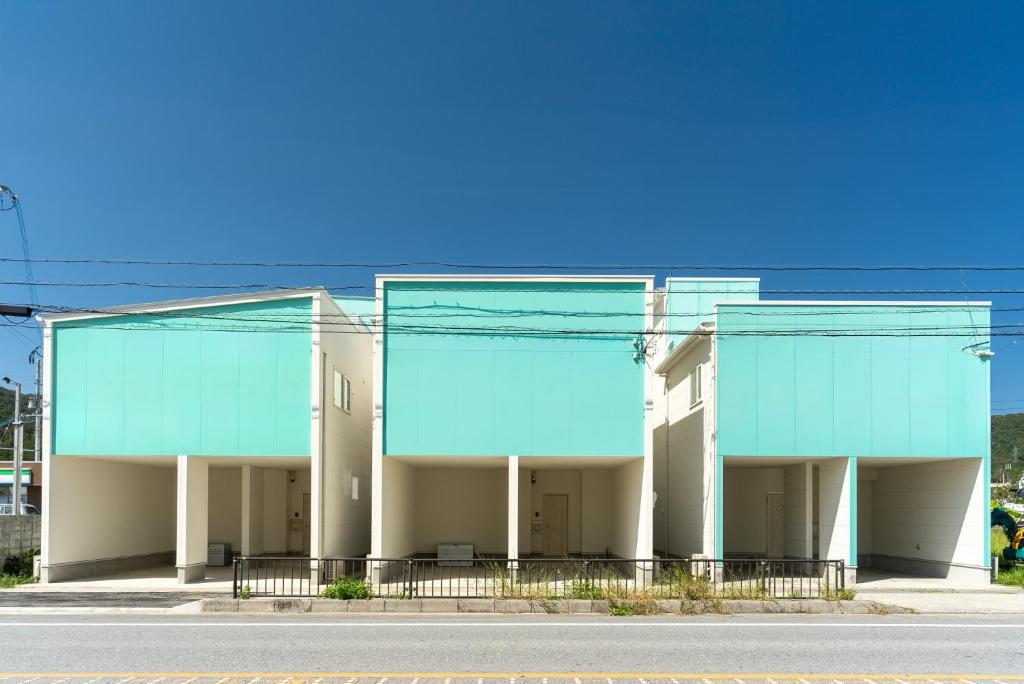 Tòa nhà nơi nhà nghỉ dưỡng tọa lạc