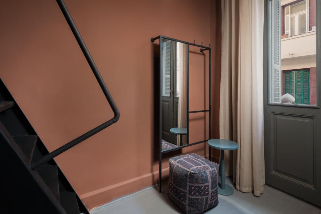 grey l studio apartments Corniche Alexandria - 12