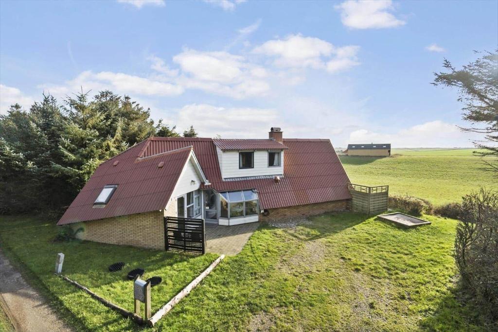 Tòa nhà nơi nhà nghỉ dưỡng tọa lạc