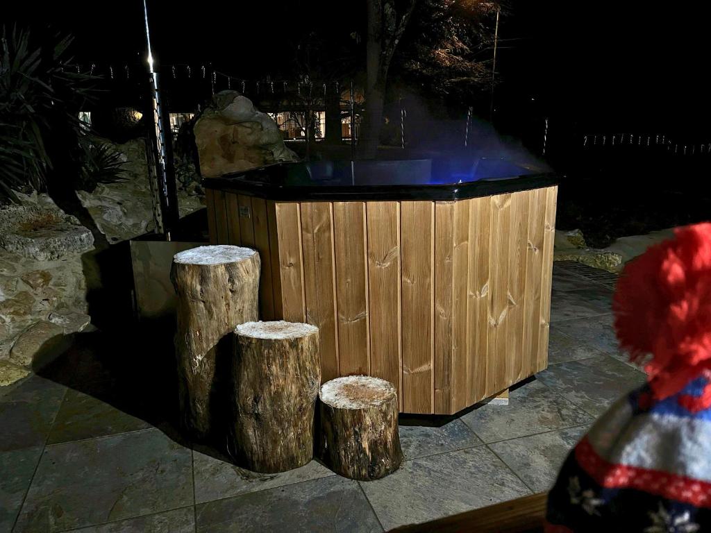 Φωτογραφία από το άλμπουμ του Lou Cantou sur Lunain σε Paley