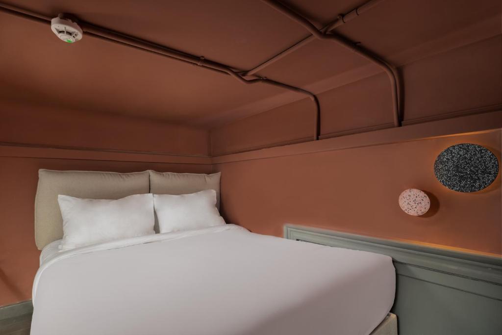 grey l studio apartments Corniche Alexandria - 18