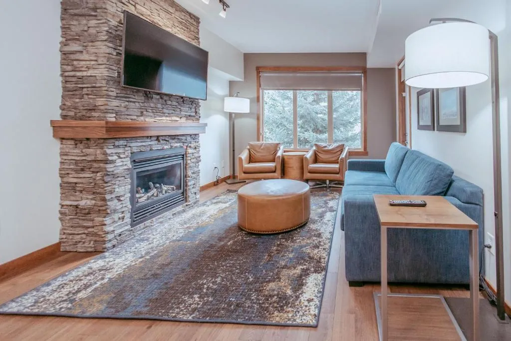 One Bedroom King Suite