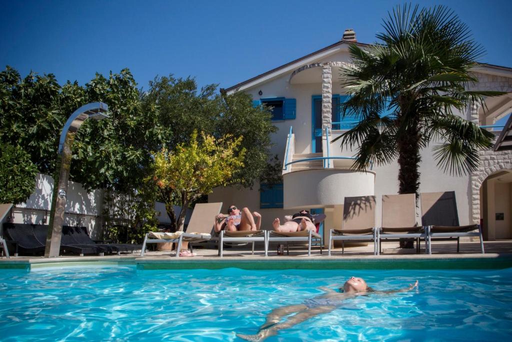 Apartments Villa Pina - 3