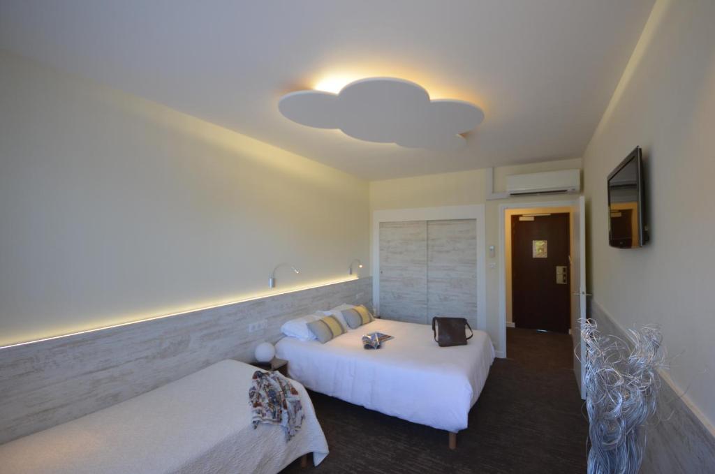 Hôtel Poste et Champanne - Habitación Triple