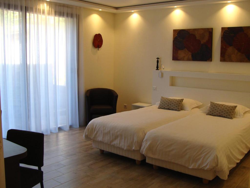Hôtel Poste et Champanne - Habitación Doble