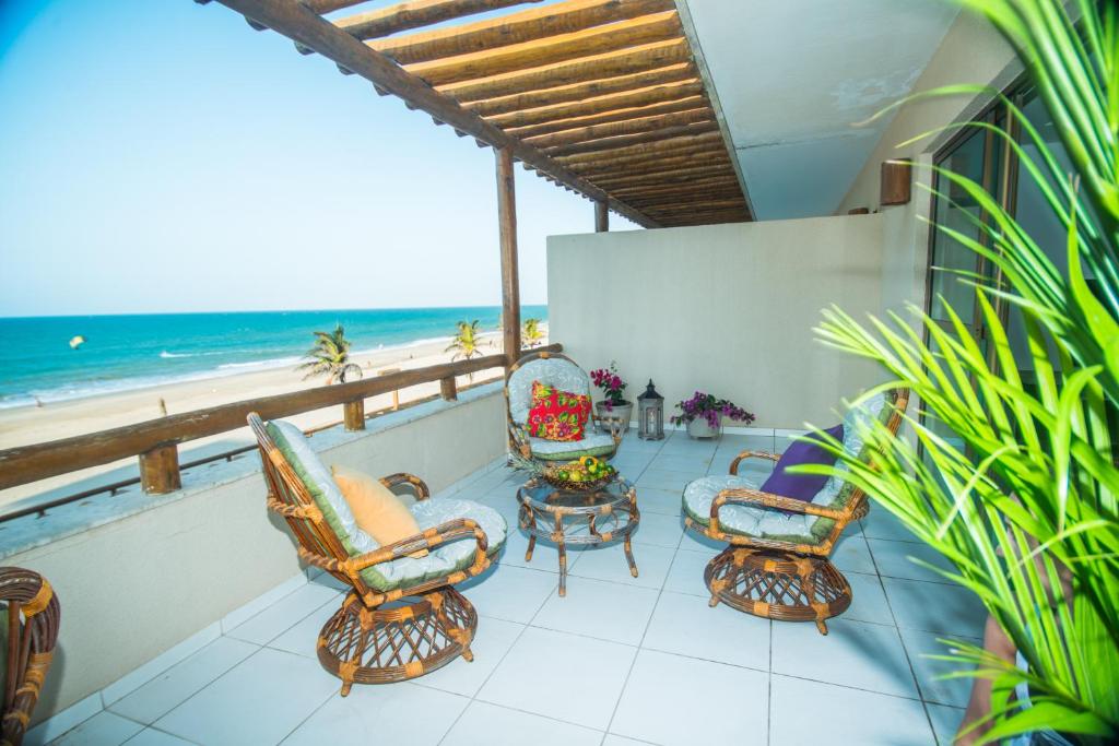  Mirmar Apartments