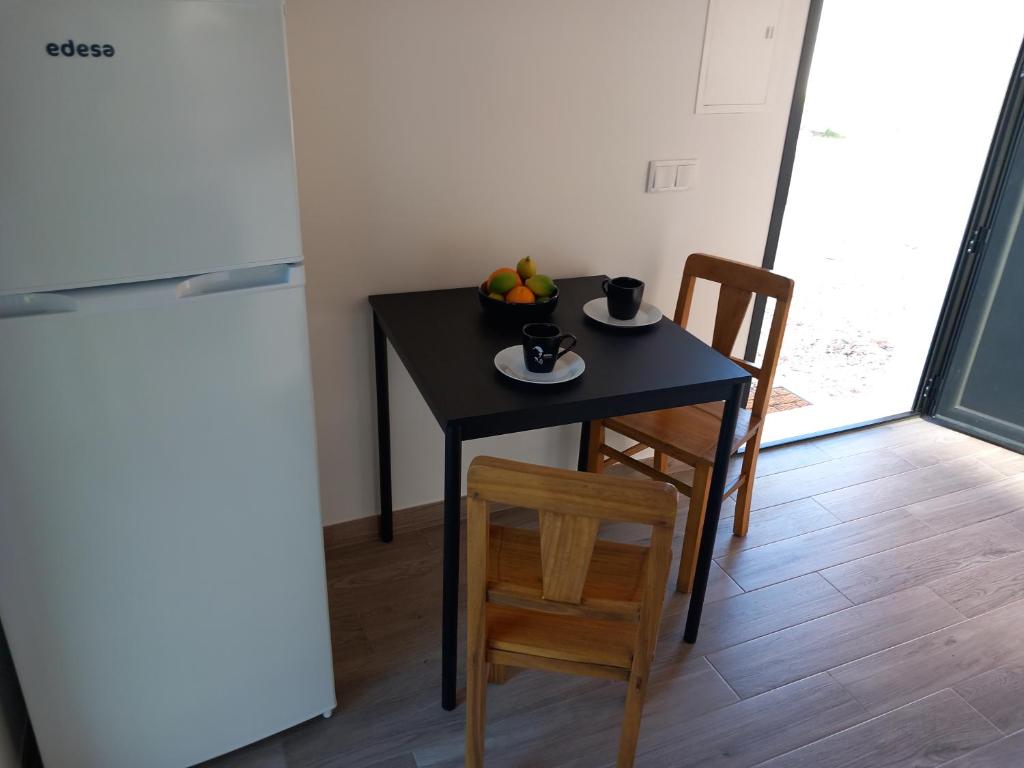 Kuchyň nebo kuchyňský kout v ubytování Studio Zambujinha