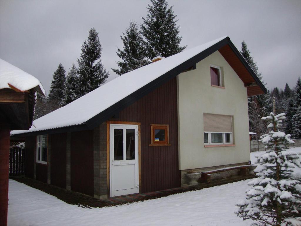 Дідова Хата v zimě