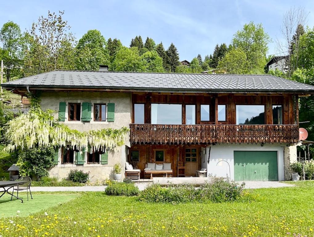 En have udenfor La Ferme du Crinaz