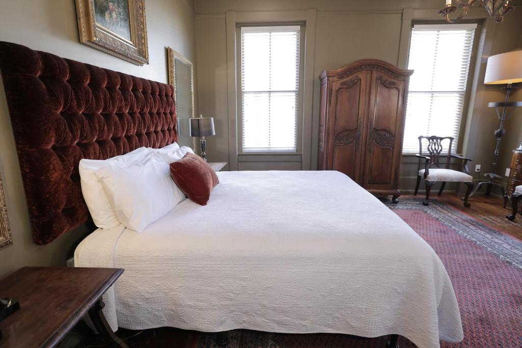 Foley House Inn photo